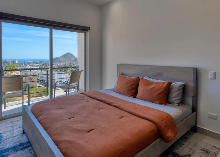 Holiday home 2 Bedroom Wake Up To Unique Views From Your Balcony *